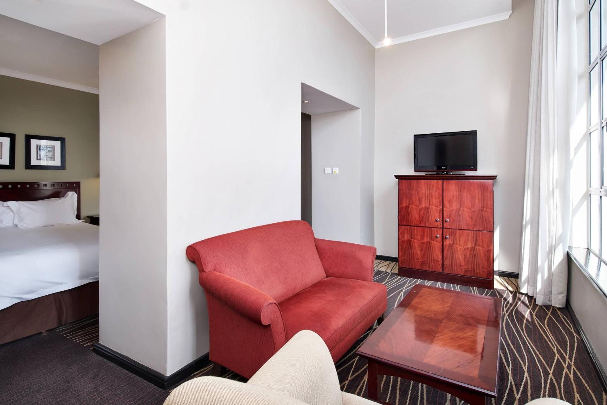 Protea Hotel By Marriott Blantyre Ryalls Екстериор снимка